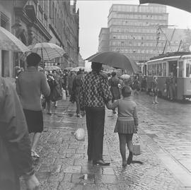 Wrocławski Rynek deszczową porą