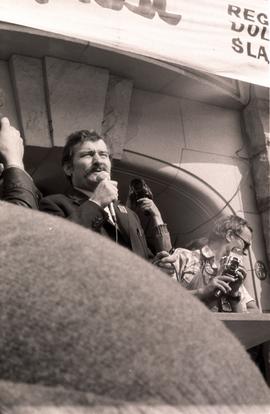 Wałęsa na Mazowieckiej