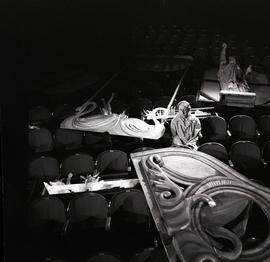 Spektakl pt. "Śmierć w starych dekoracjach" w Teatrze Polskim
